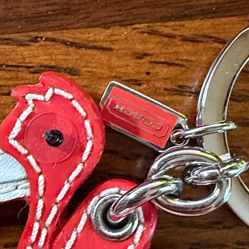 Coach flamingo keychain - Picture 2 of 5